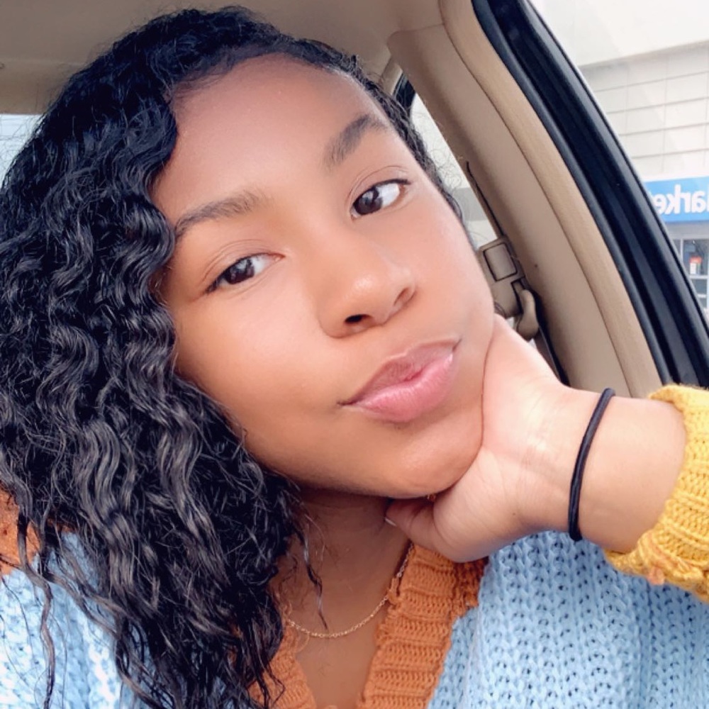 Meet your Posher, Arianna